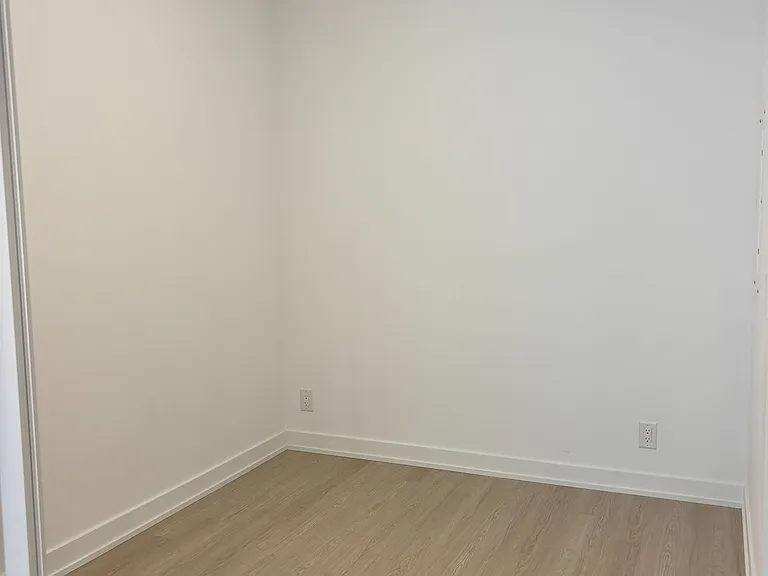 699 Sheppard Ave E #302 — Photo 10