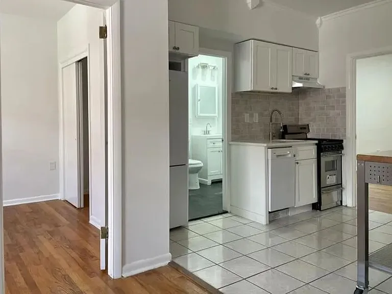 1010 Pine St #2FF — Photo 15