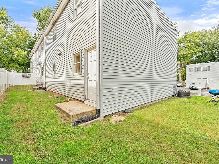 415 Hamilton Ave — Photo 16