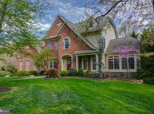 12507 Viewside Dr, Gaithersburg, MD 20878