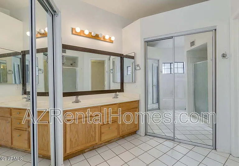 1718 S Longmore #75 — Photo 19