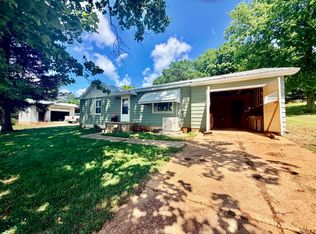 15003 W Old Eminence Rd 15017 Old  E W, Eminence, MO 65466