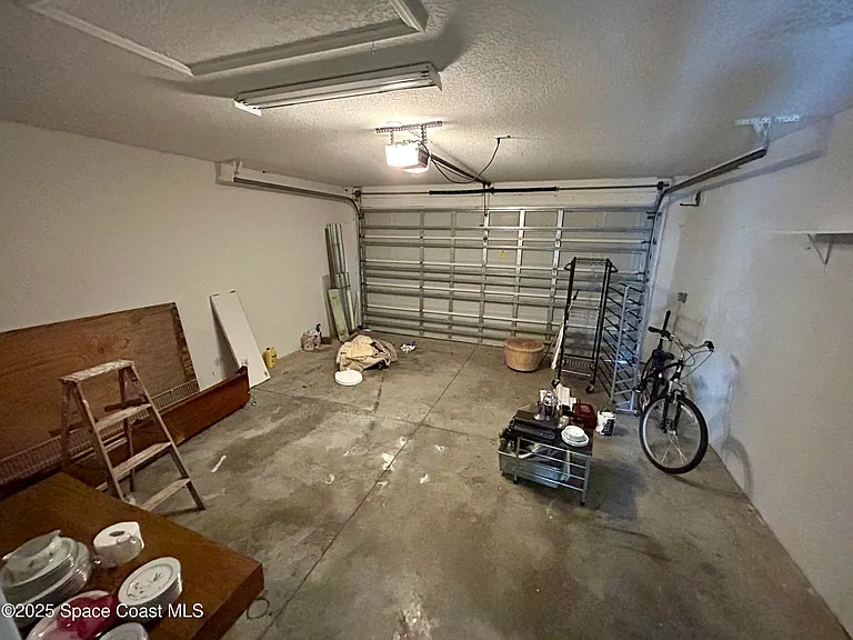 910 Twisting Branch Ct — Photo 20