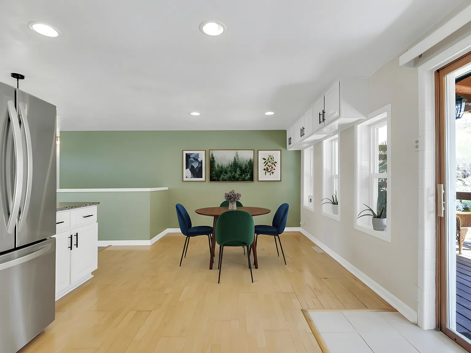 4 bed, 2100 sqft, $1,067 — Photo 3