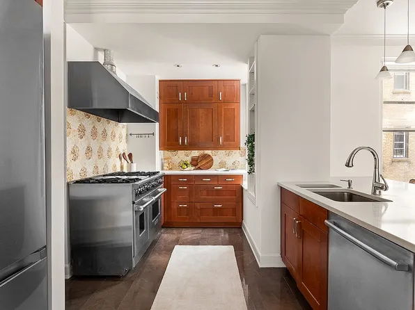 370 Riverside Dr APT 4C, New York, NY 10025