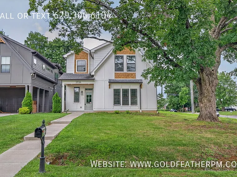 253A Riverside Dr — Photo 1