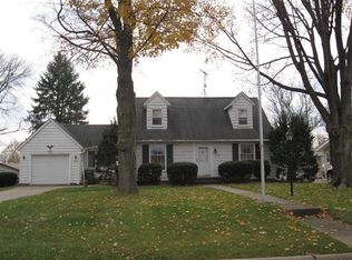 1235 3rd Ave N, Clinton, IA 52732