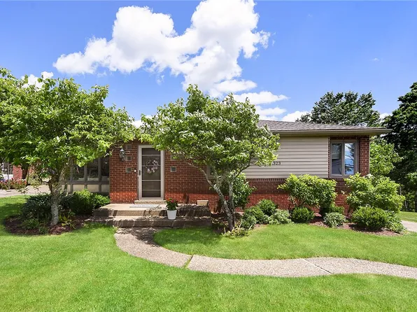 1323 Oakridge Rd S, Mc Donald, PA 15057