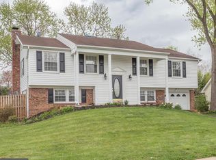 4122 Majestic Ln, Fairfax, VA 22033