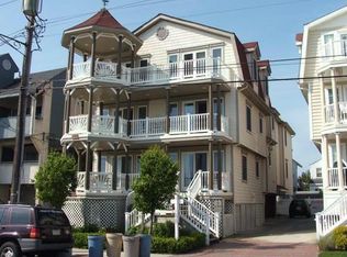838 E 6th St, Ocean City, NJ 08226
