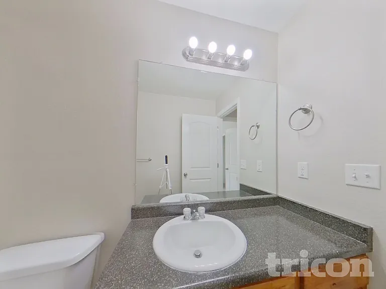 2113 74th Avenue Ct — Photo 15