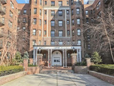 84-51 Beverly Road #2N, Kew Gardens, NY, 11415