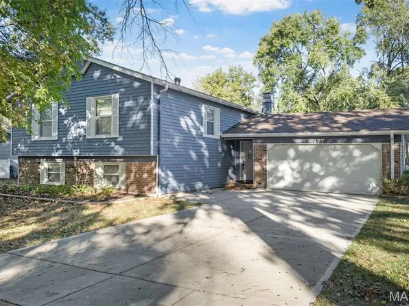 177 Tortuna Dr, Ballwin, MO 63021