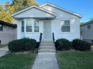 863 Mackinaw Ave, Calumet City, IL