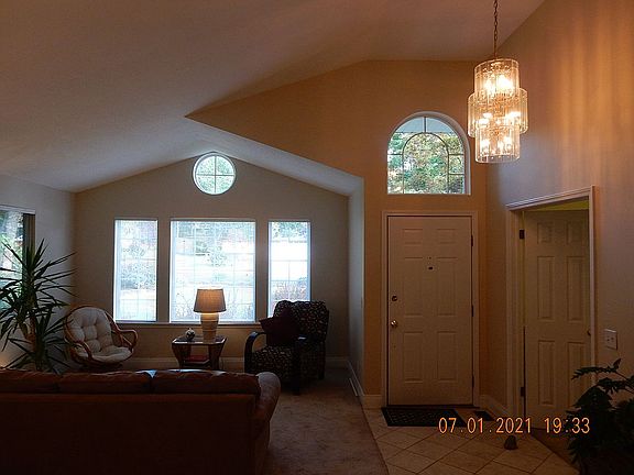 5th image of 3407 E Danforth Dr