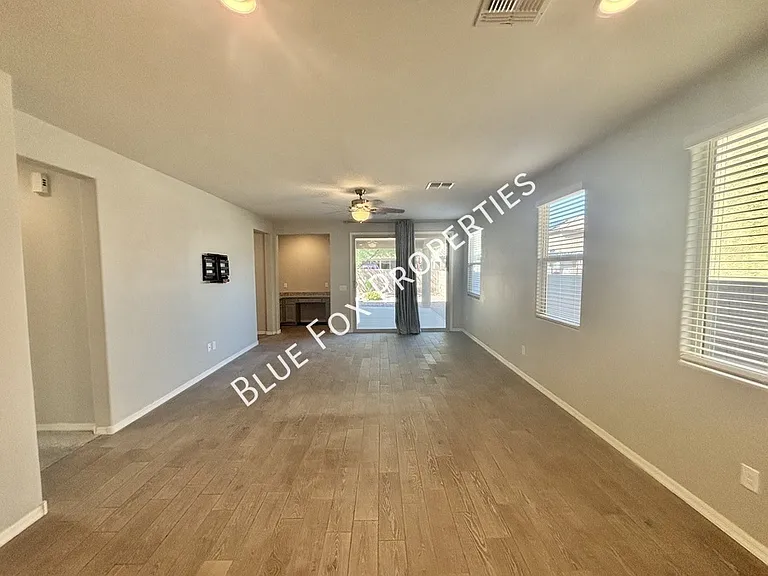 6542 E Via Arroyo Largo — Photo 7