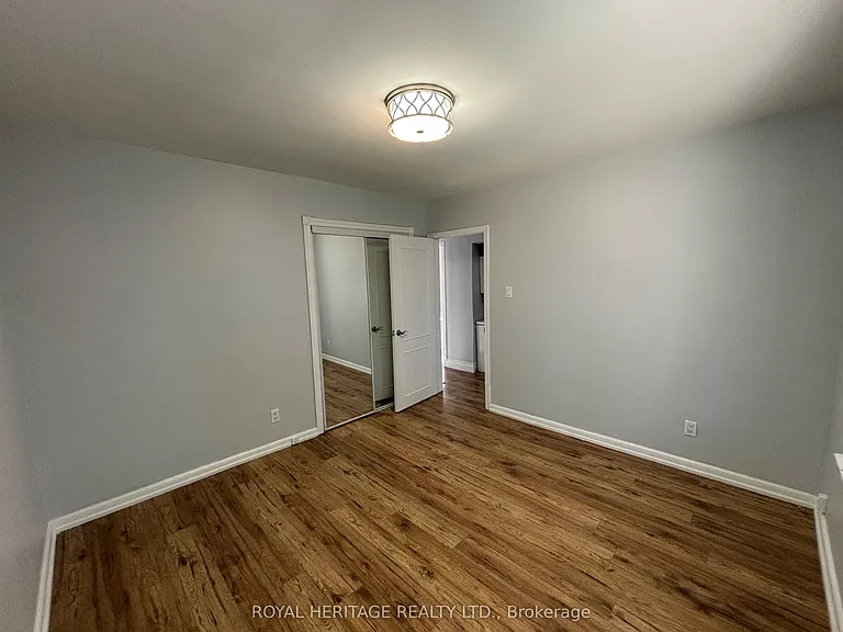 81 Eringate Dr #MAIN FLOOR — Photo 14