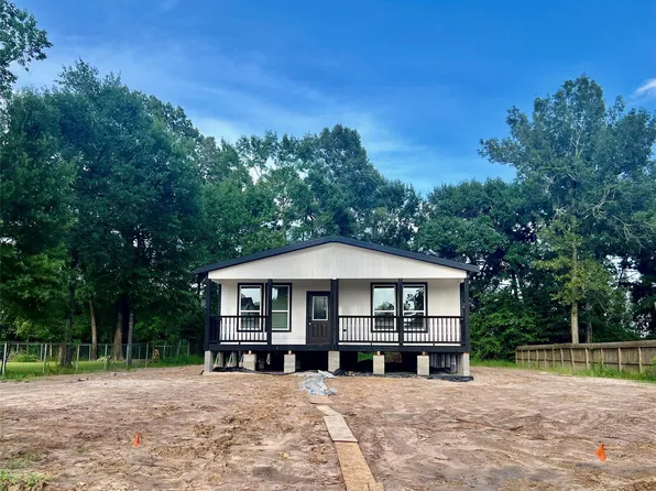 24323 E Terrace Dr, Porter, TX 77365