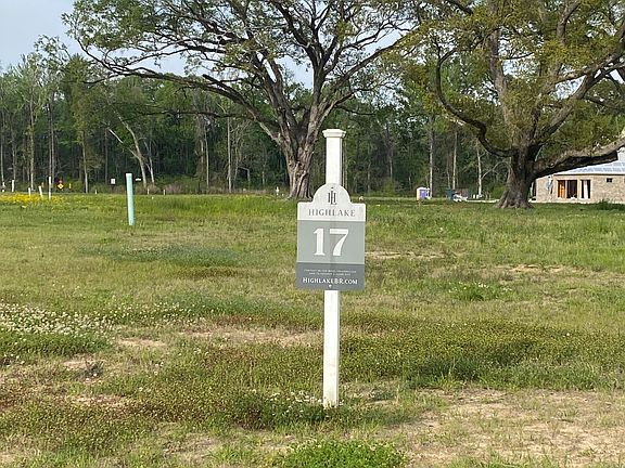 3rd image of 925 Hedgemont Ave