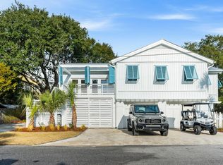 2218 Myrtle Ave, Sullivans Island, SC 29482