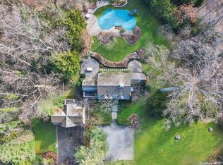 518 Centre Island Rd, Centre Island, NY 11771