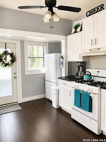 115 W White — Photo 9