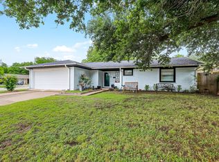 1801 Terry Dr, Grand Prairie, TX 75051