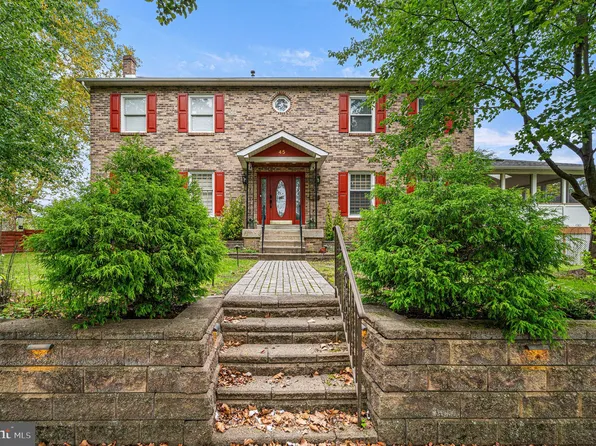 45 W Ridley Ave, Norwood, PA 19074
