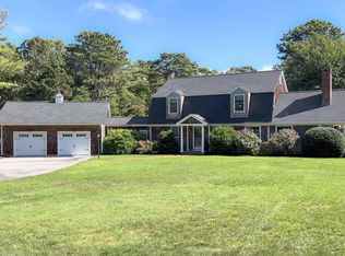 401 Wings Neck Rd, Pocasset, MA 02559