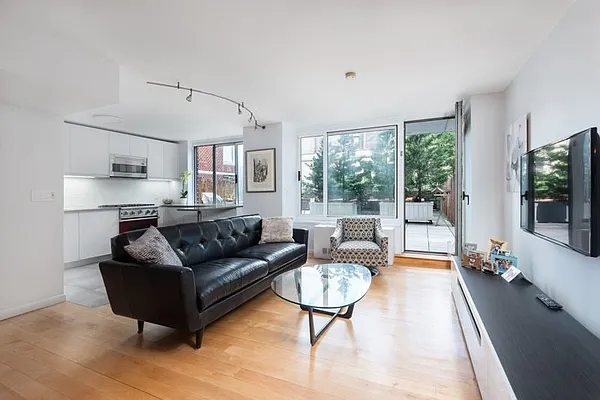 Rented by Industrie Residential | media 32