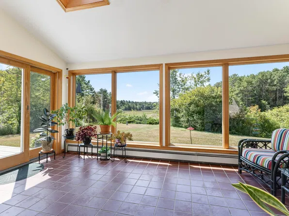 4 Tidal Brook Rd Extension, Freeport, ME 04032