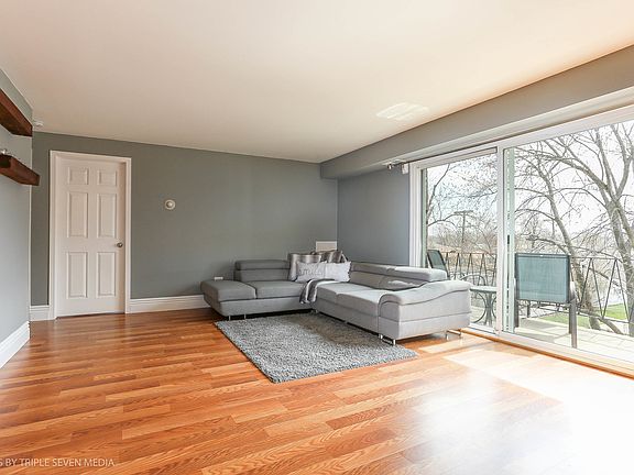 5th image of 5846 W 77th St #3-302
