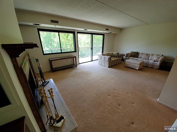 5th image of 521 Piermont Ave APT 509