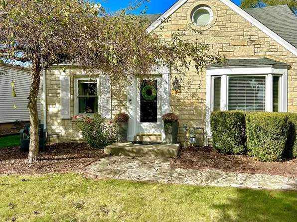 10812 West Fiebrantz AVENUE, Wauwatosa, WI 53222