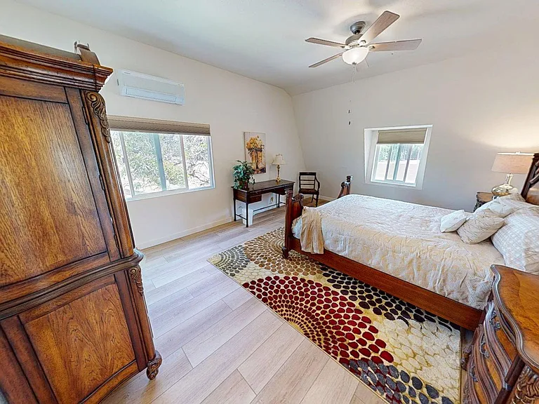 4405 Sand Canyon Rd — Photo 17