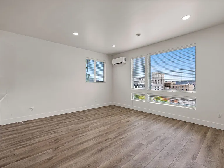 1129 Fawcett Ave #D — Photo 13