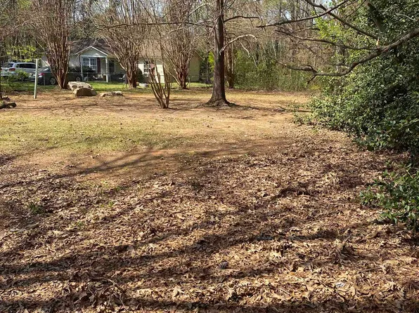 320 Tulip Poplar Ct, Spartanburg, SC 29301