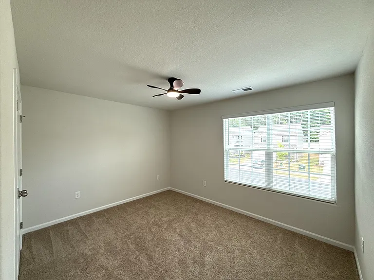 6225 Lowe Ln — Photo 15