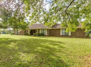9840 County Road 305, Grandview, TX 76050