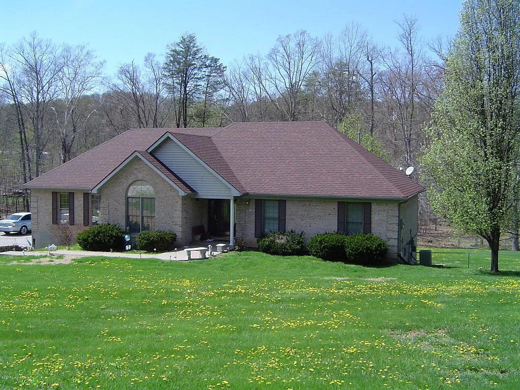362 Overlook Dr photo 1