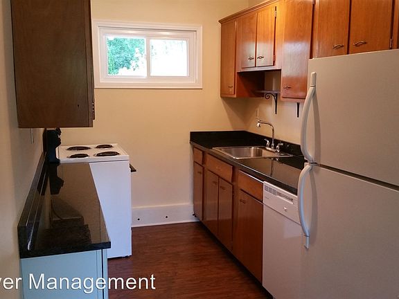 5th image of 1309 E Lincoln Ave