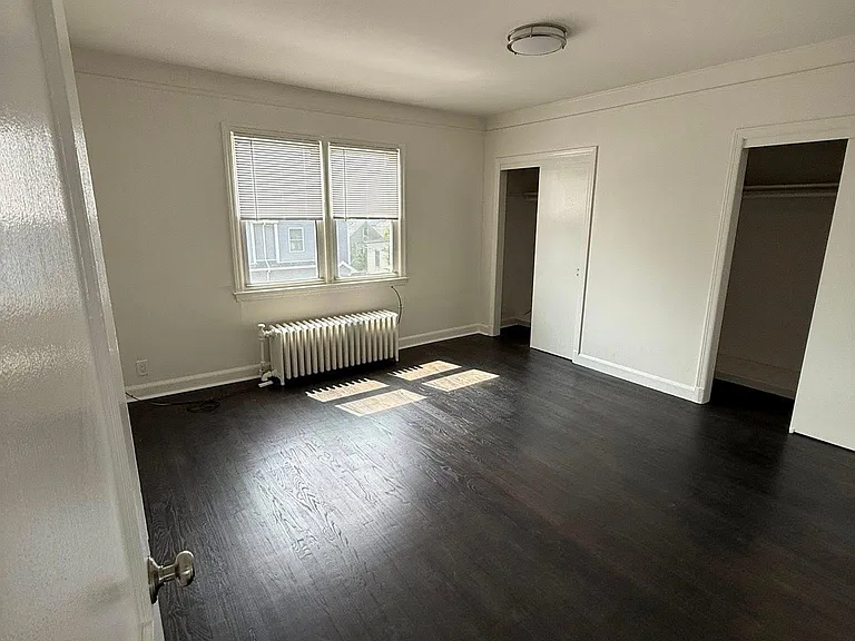 105 Crotona Ave — Photo 13