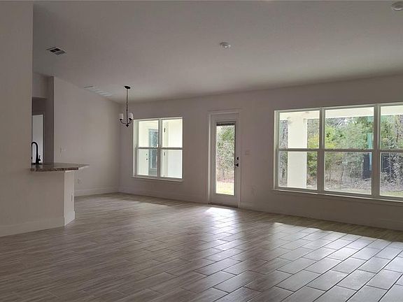 3rd image of 14159 Goldfinch Rd