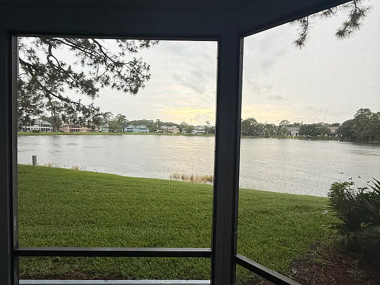 109 Blue Heron Dr — Photo 13