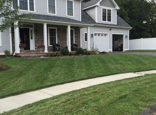 18 Jennifer Ln, Cromwell, CT 06416