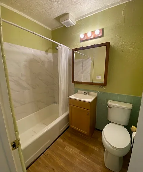 NW Williams Ave — Photo 12
