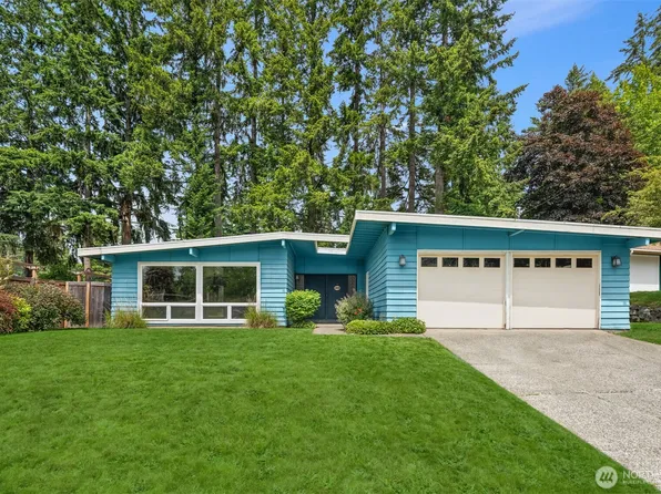 15640 NE 1st Place, Bellevue, WA 98008