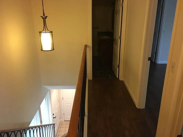 14318 NE 7th Pl #1 — Photo 8