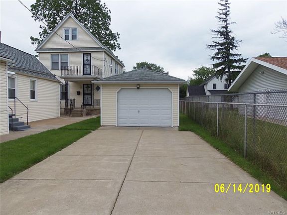 3rd image of 411 Madison St #2