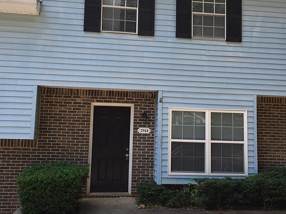 5th image of 2942 Spruce Cir #2942